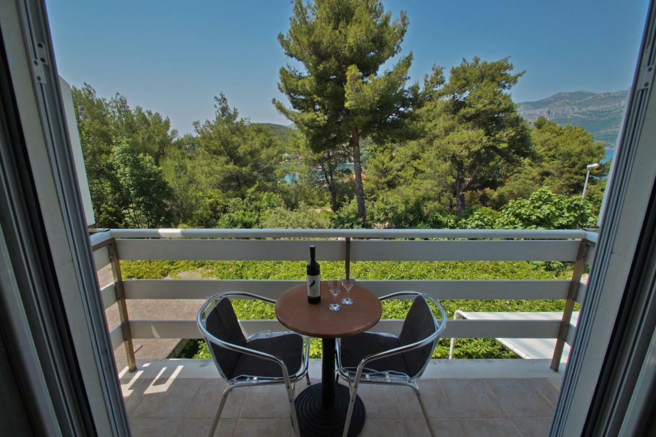Vita Apartments Zrnovo Luaran gambar