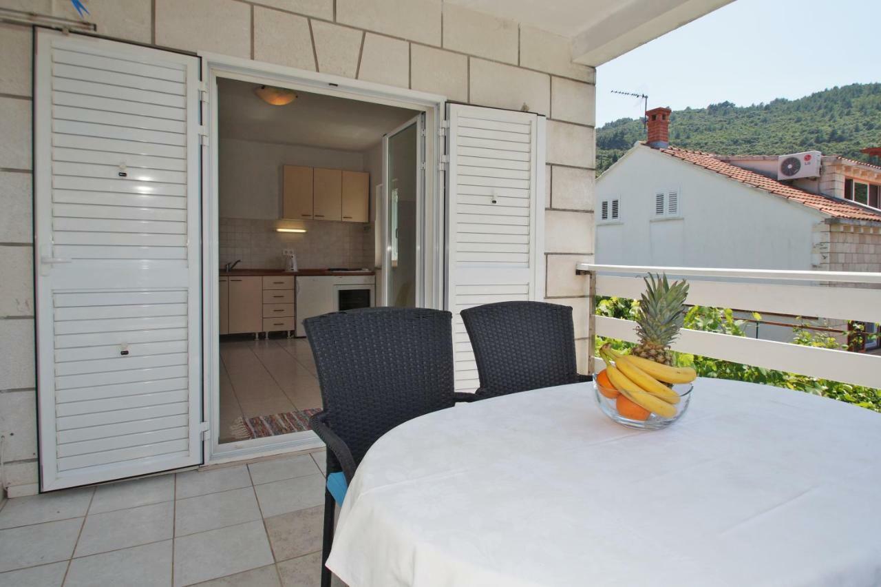 Vita Apartments Zrnovo Luaran gambar