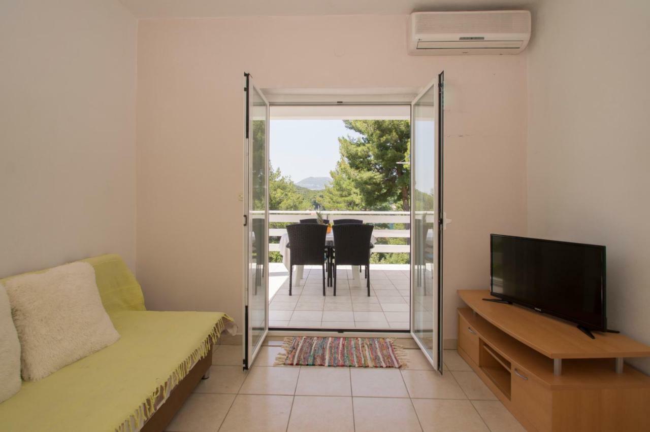 Vita Apartments Zrnovo Luaran gambar