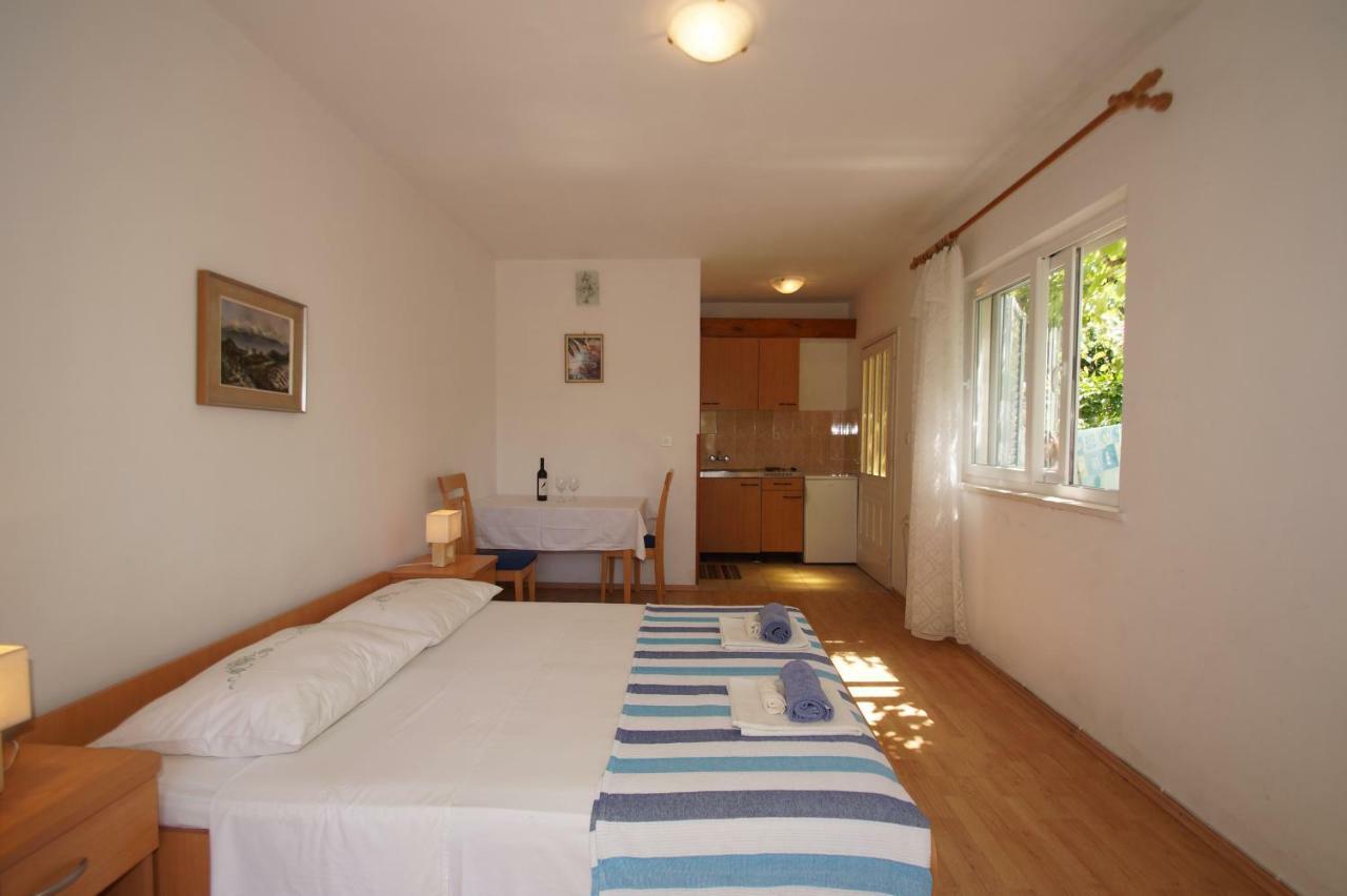 Vita Apartments Zrnovo Luaran gambar