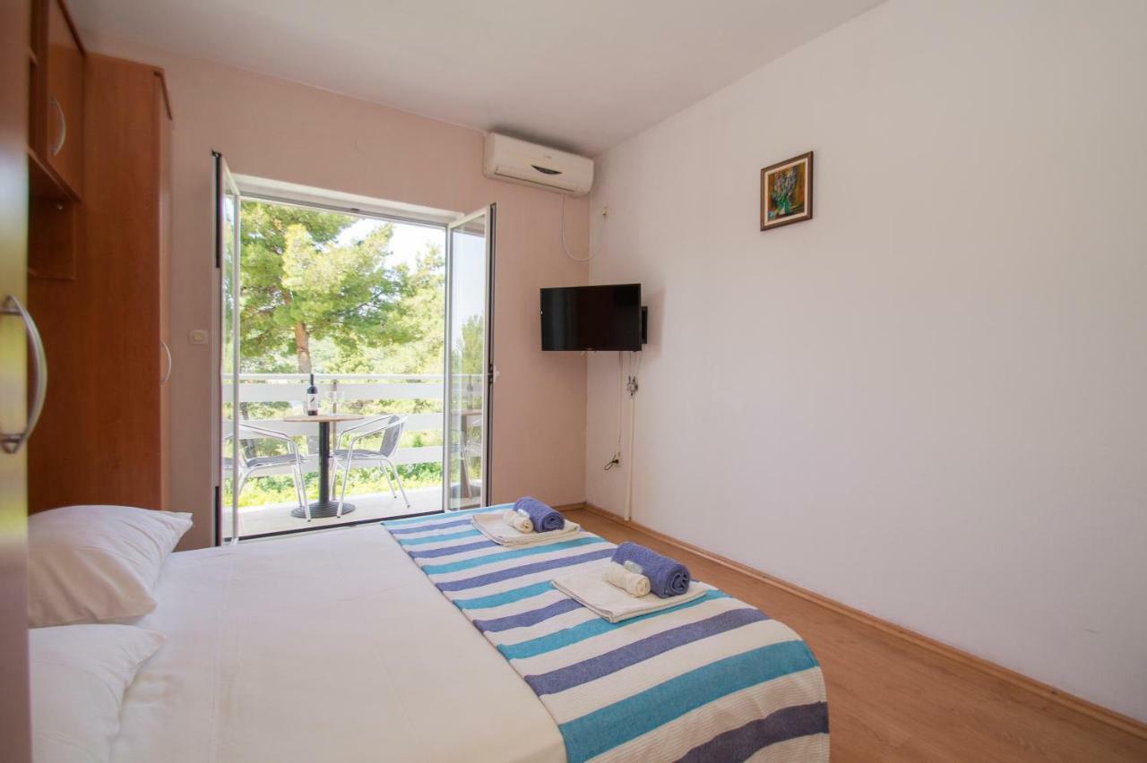 Vita Apartments Zrnovo Luaran gambar