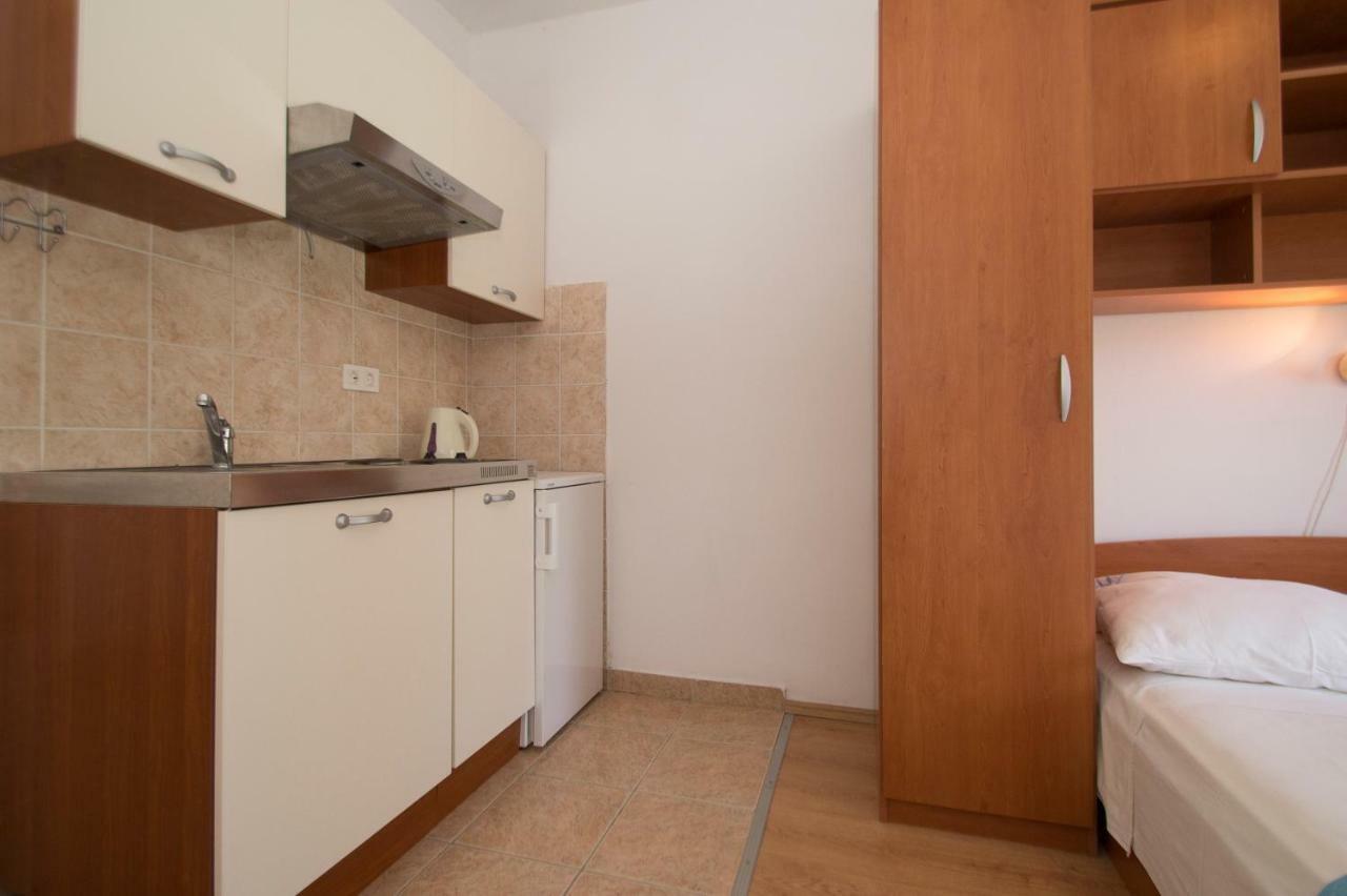 Vita Apartments Zrnovo Luaran gambar