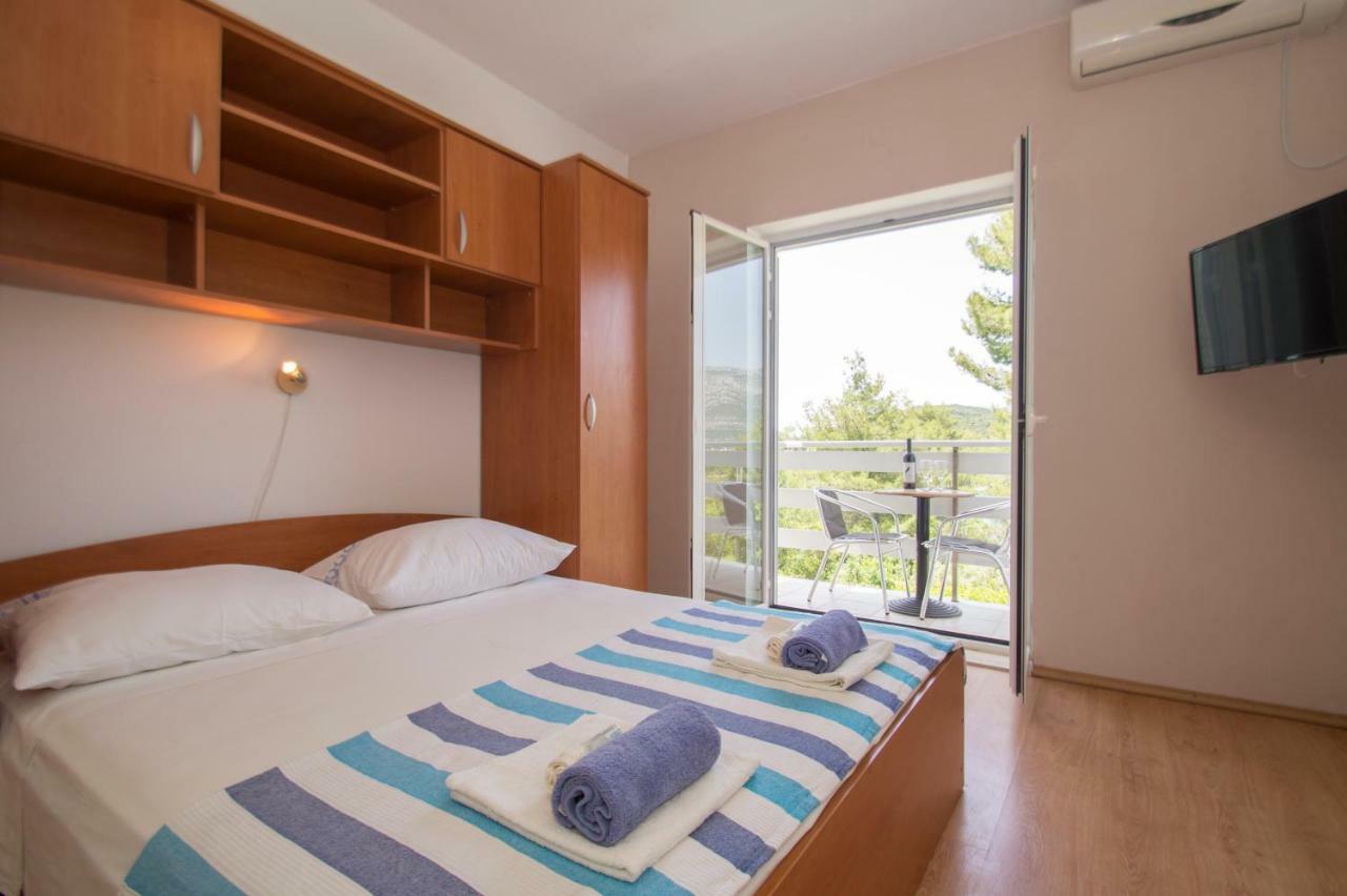 Vita Apartments Zrnovo Luaran gambar