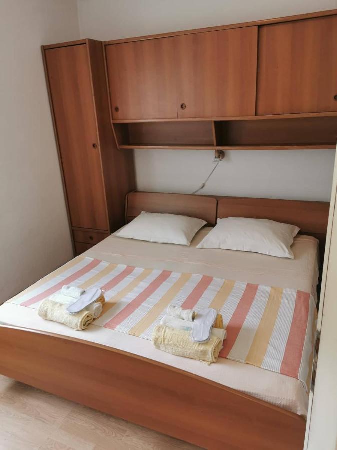 Vita Apartments Zrnovo Luaran gambar