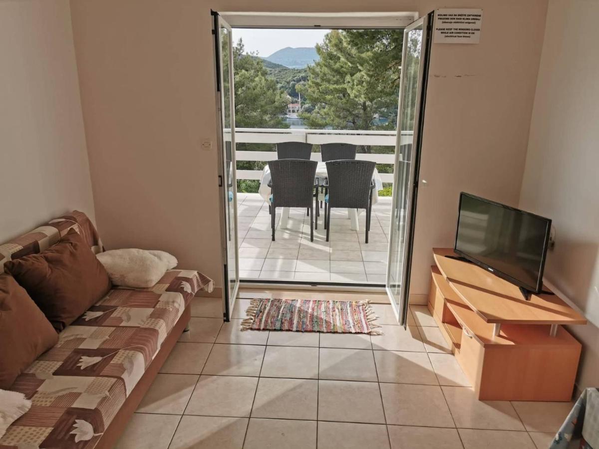 Vita Apartments Zrnovo Luaran gambar